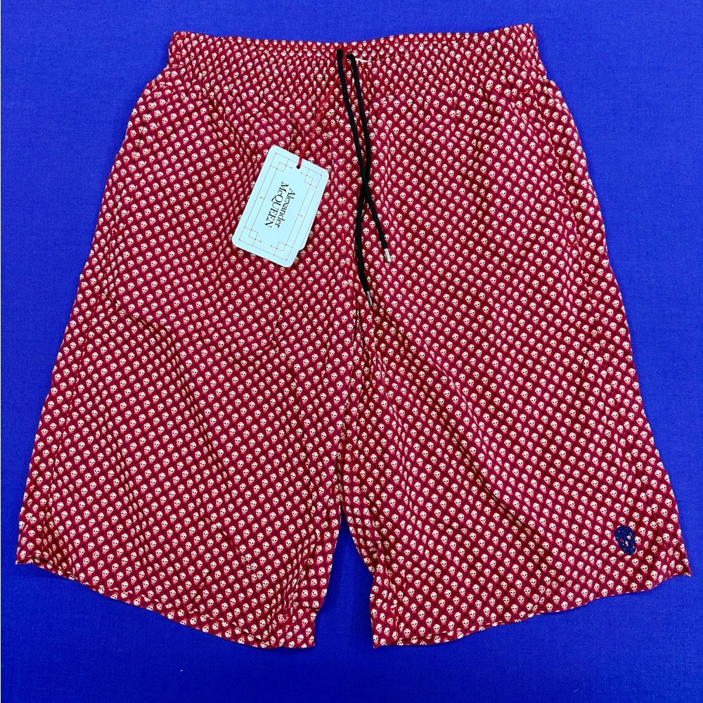 ALEXANDER McQUEEN BORDEAXU/IVORY
Men’s swim shorts 
Size S